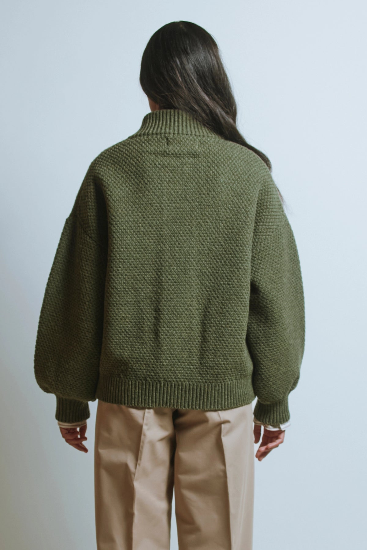 Veste à col montant GEORGE en laine « la laine de mérinos » – vert olive