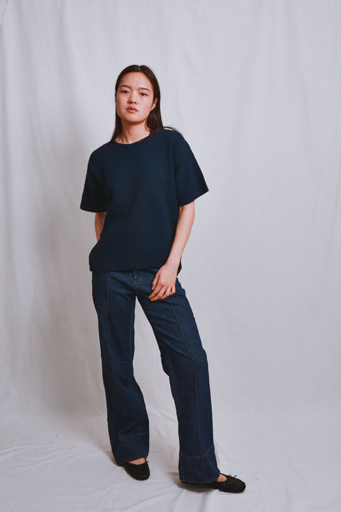 Item #517 - LÉA Short-Sleeve Tee in Organic Cotton - Navy