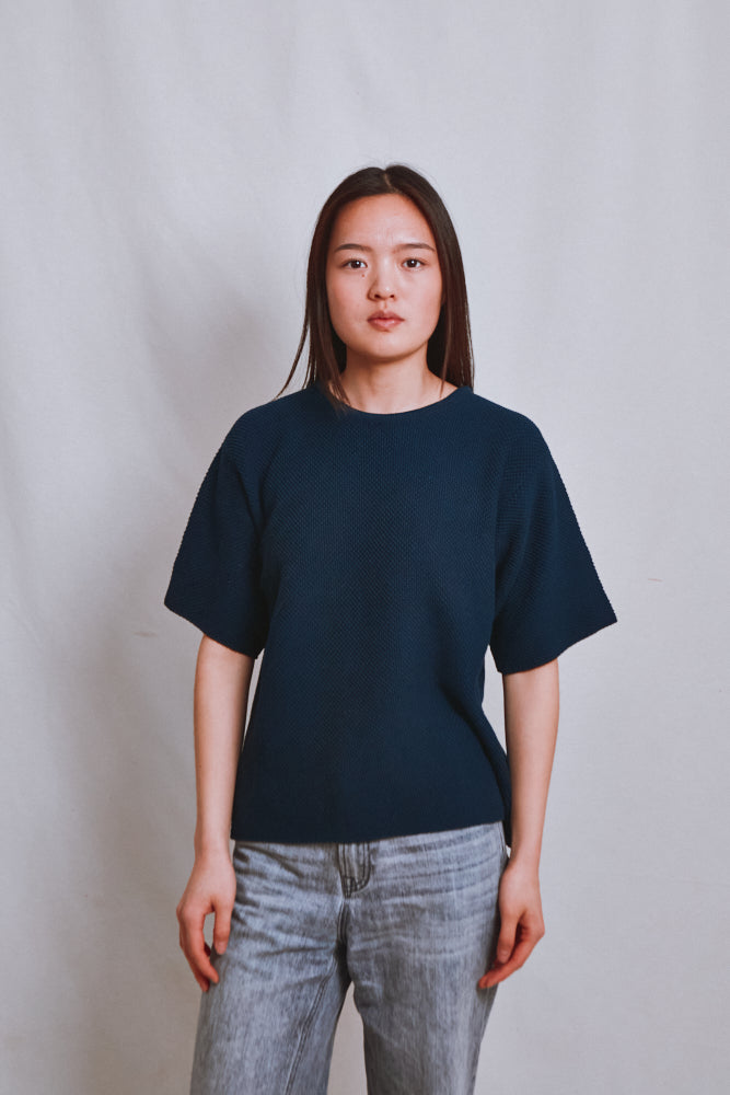 Item #518 - LÉA Short-Sleeve Tee in Organic Cotton - Navy
