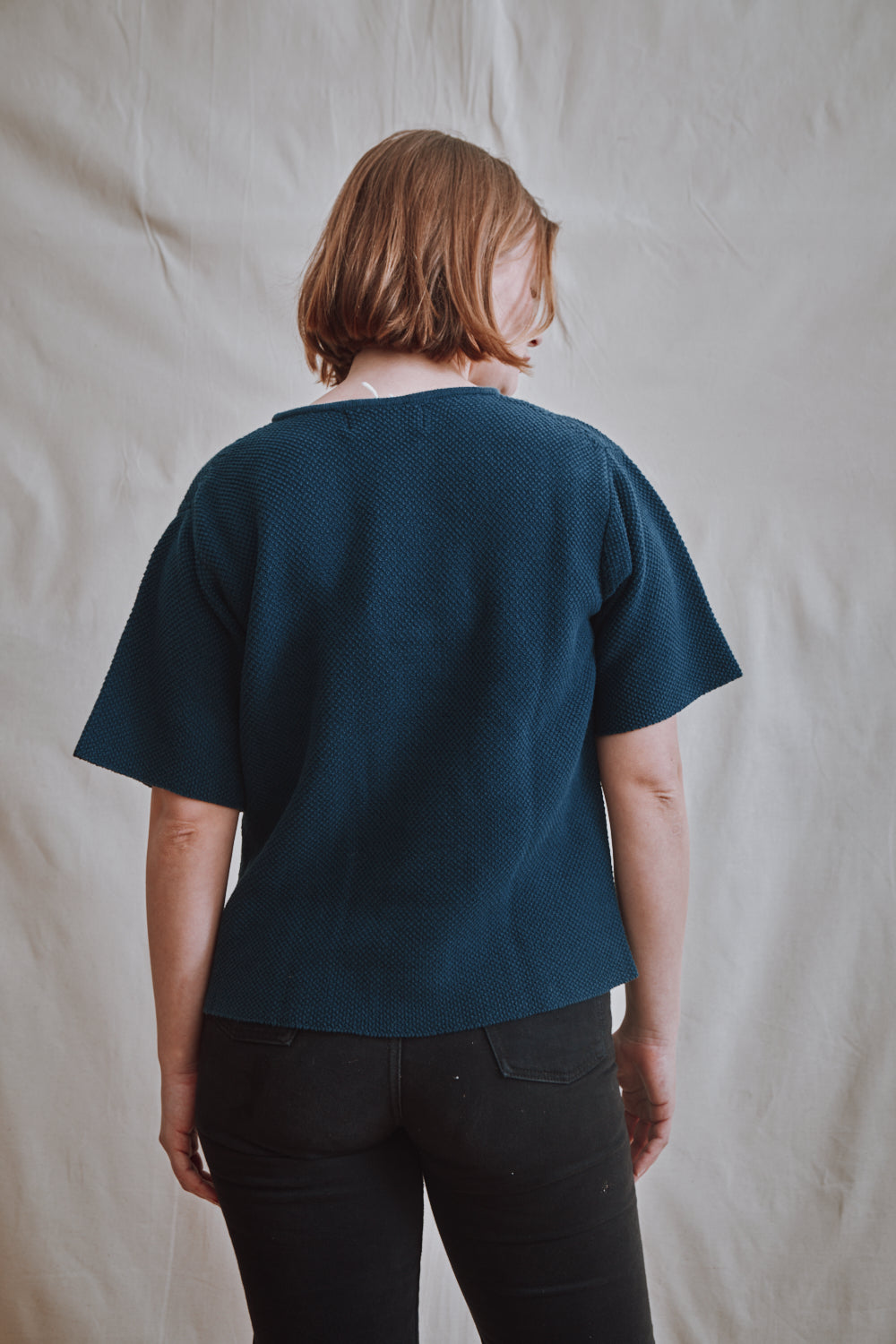 Item #323 - LÉA Short-Sleeve Tee in Organic Cotton - Midnight Blue