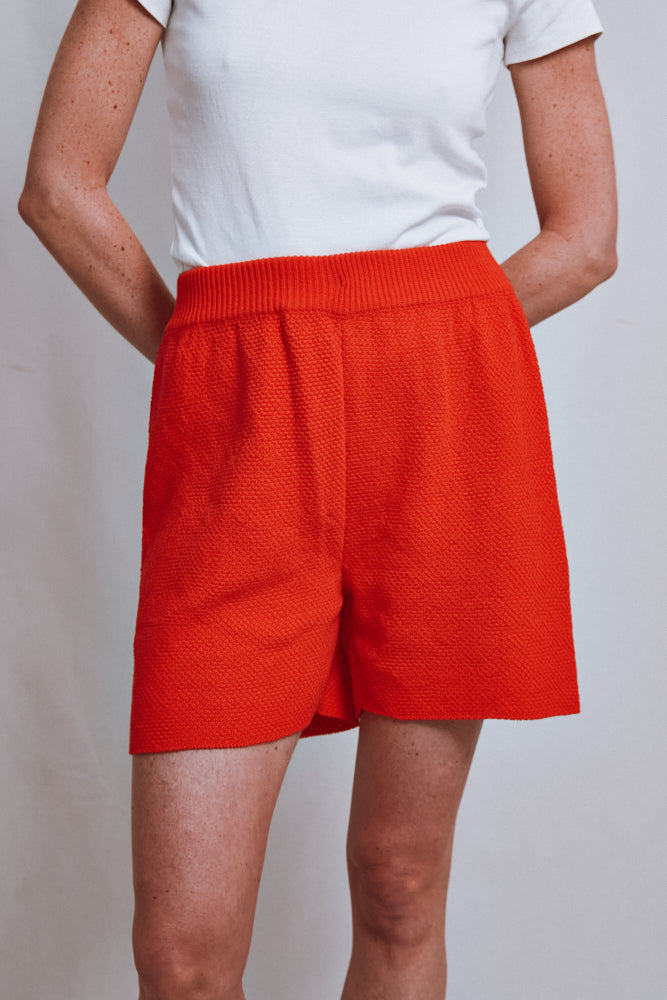 Item #528 - BILLIE Knitted Shorts in Organic Cotton - Red