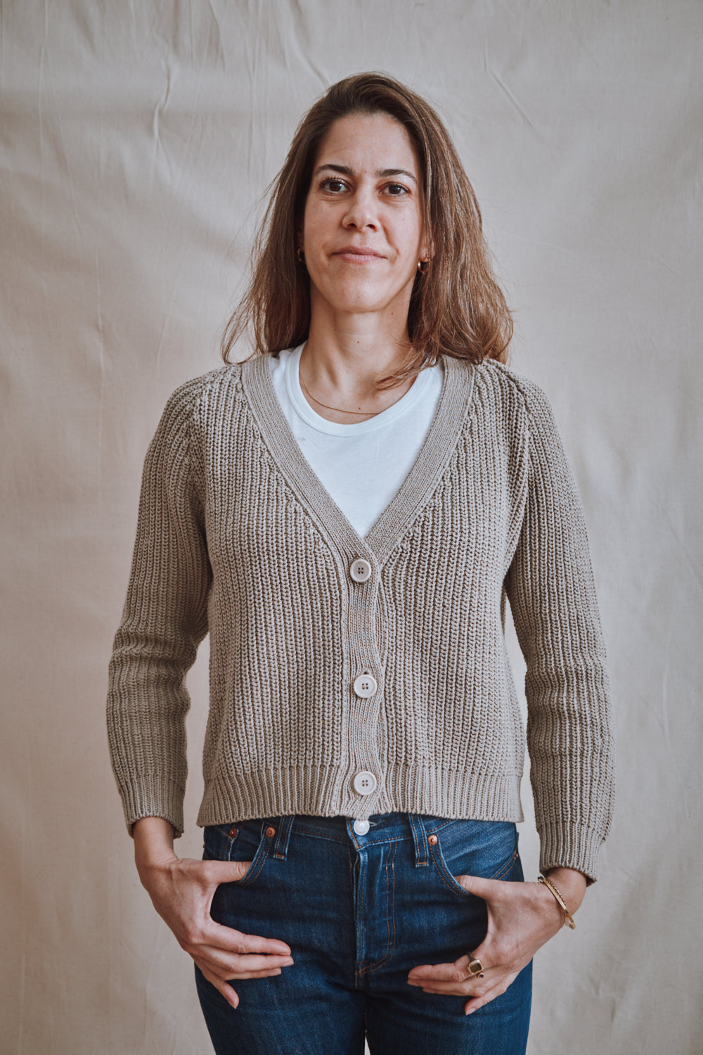 Item #327 - ANNA V-Neck Cardigan in Organic Cotton - Pearl grey