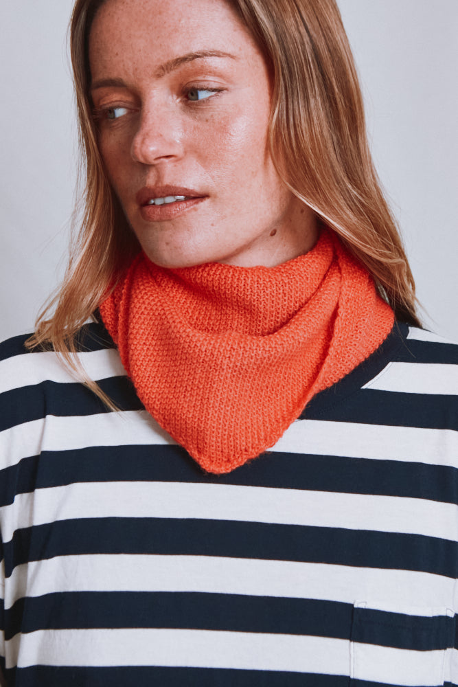 Référence n° 674 - Bandana HORTENSE en laine d'alpaga - Corail