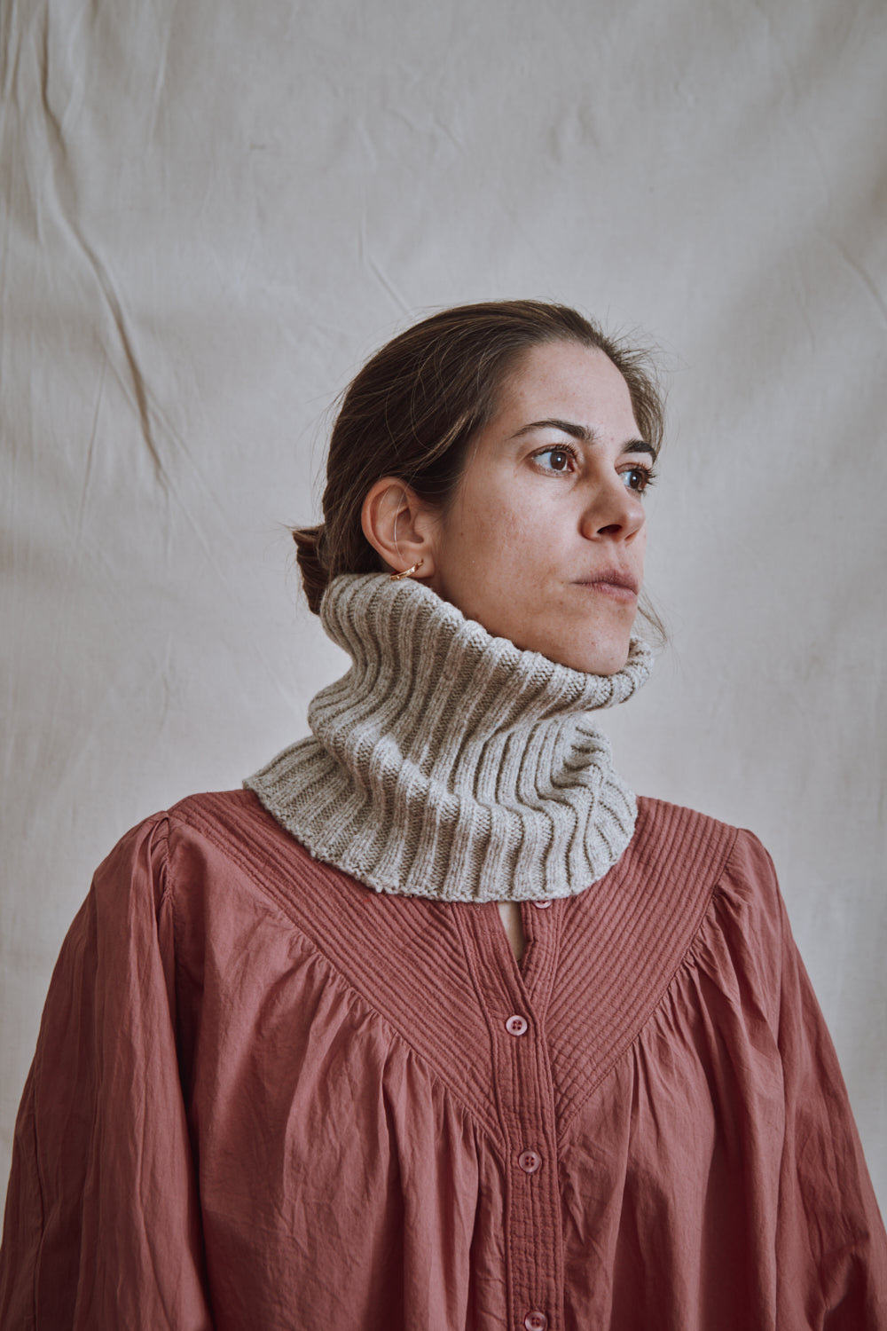 Item #402 - AMANDINE Neckwarmer Scarf in Merino Wool - Beige