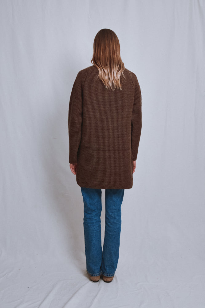 Référence n° 617 - Veste longue en maille AGATHE en laine mérinos - Chocolat