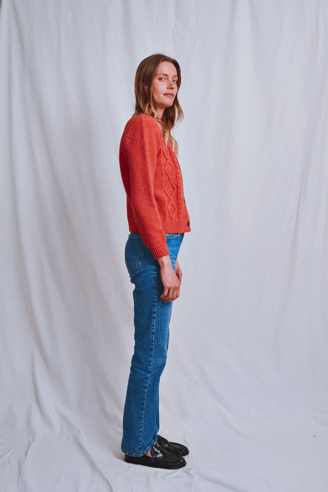 Référence n° 693 - Cardigan SONIA en laine mérinos - Corail