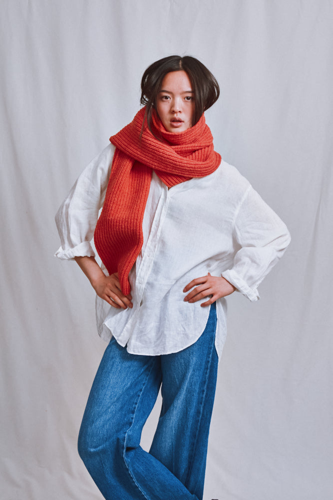 Référence n° 695 - Écharpe longue CAMILLE Écharpe laine mérinos - Corail