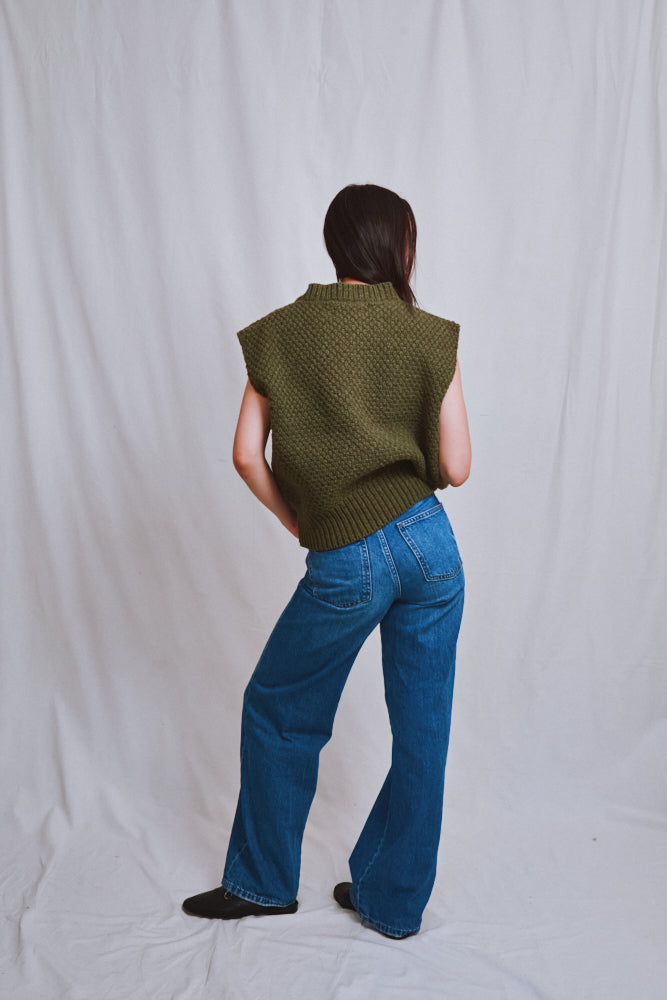 Item #602 - MAIA Sleeveless Sweater in Merino Wool - Olive green