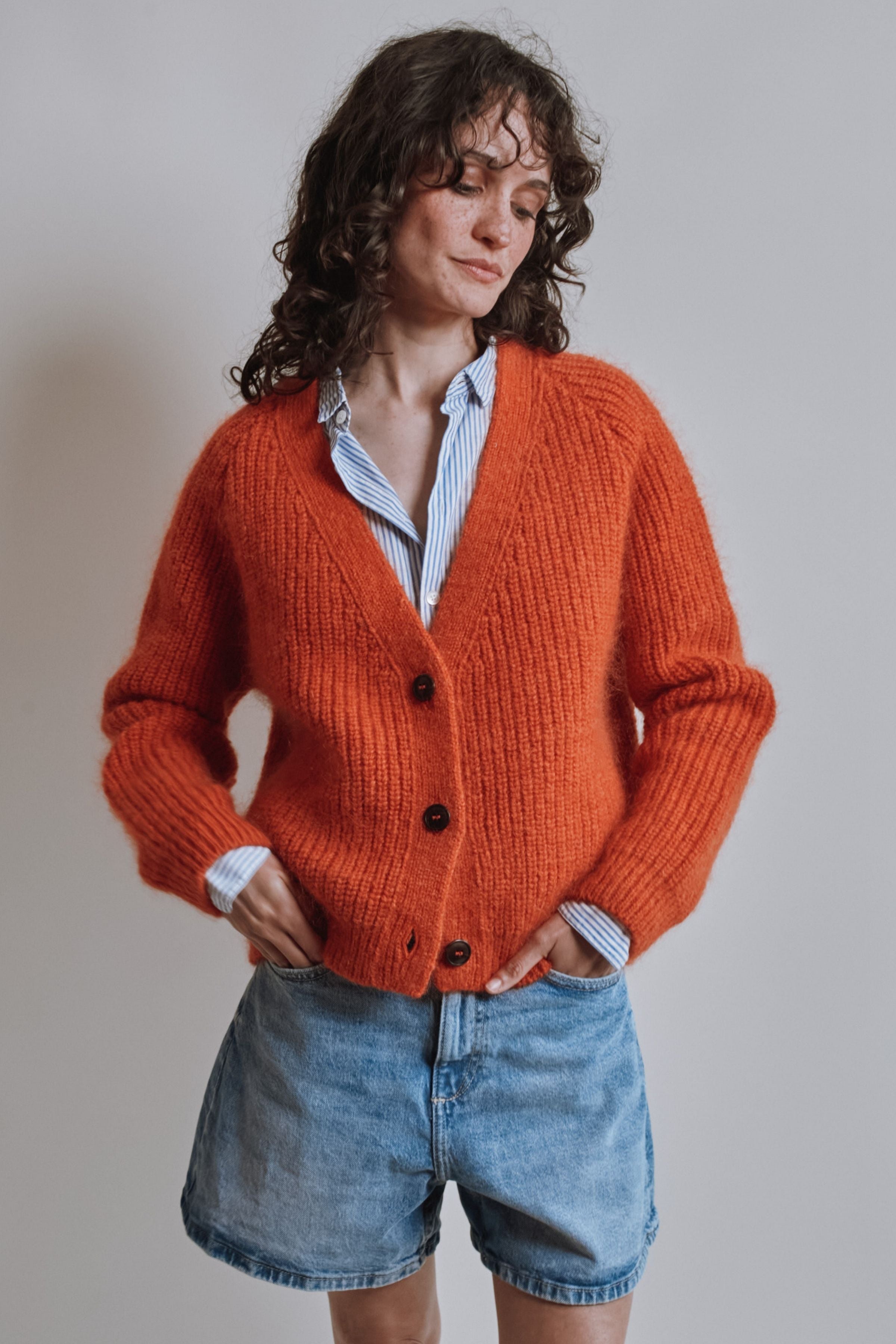 ANNA V-Neck Cardigan in Merino-Mohair Wool - Burnt Orange