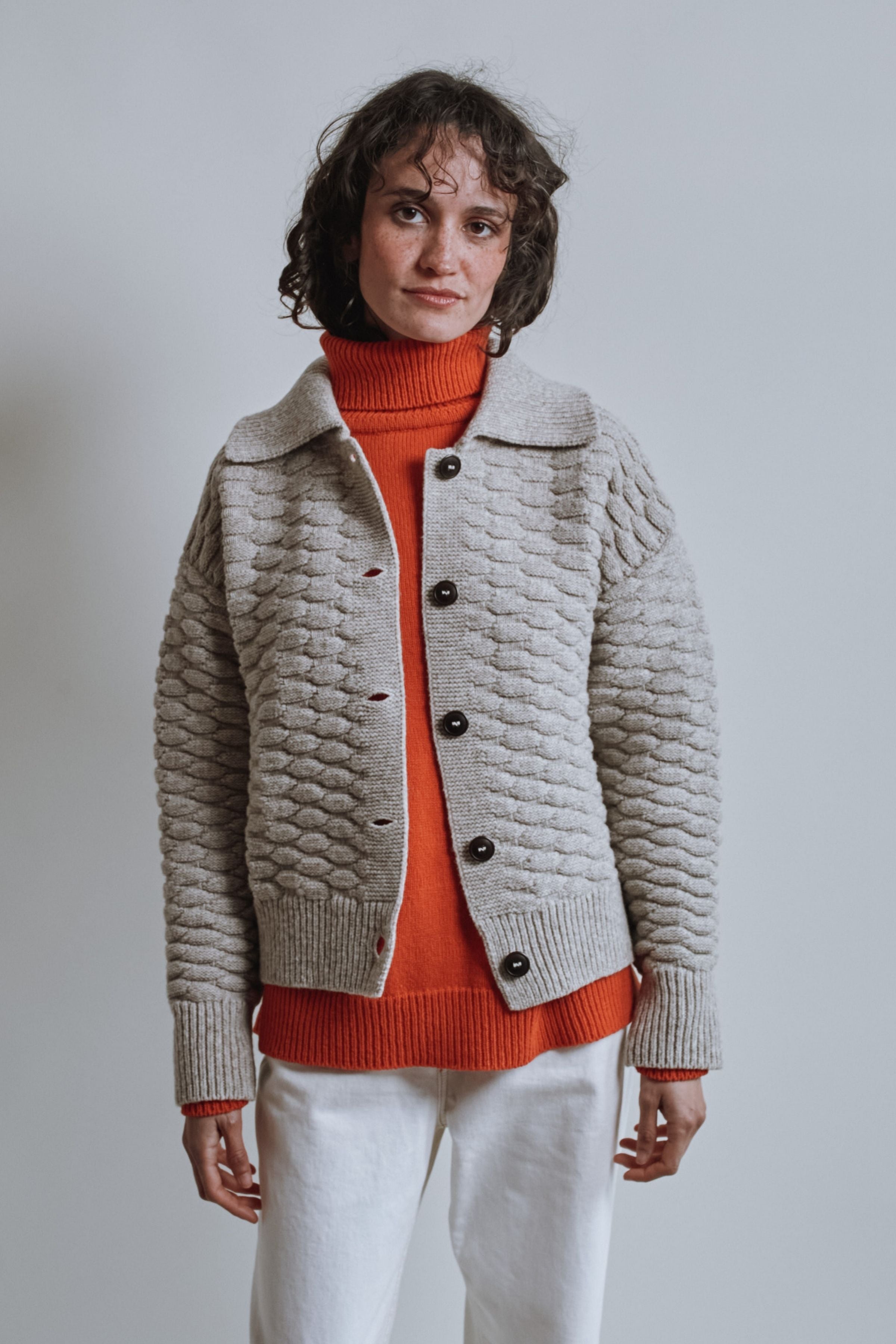 ASTRID Shirt-Collar Cardigan Jacket in Merino Wool - Beige