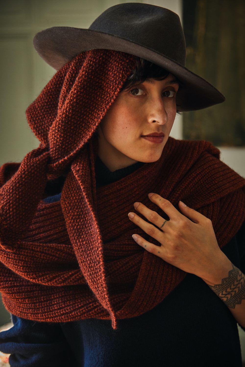 CAMILLE Long Scarf in Yak Wool - Rust Red