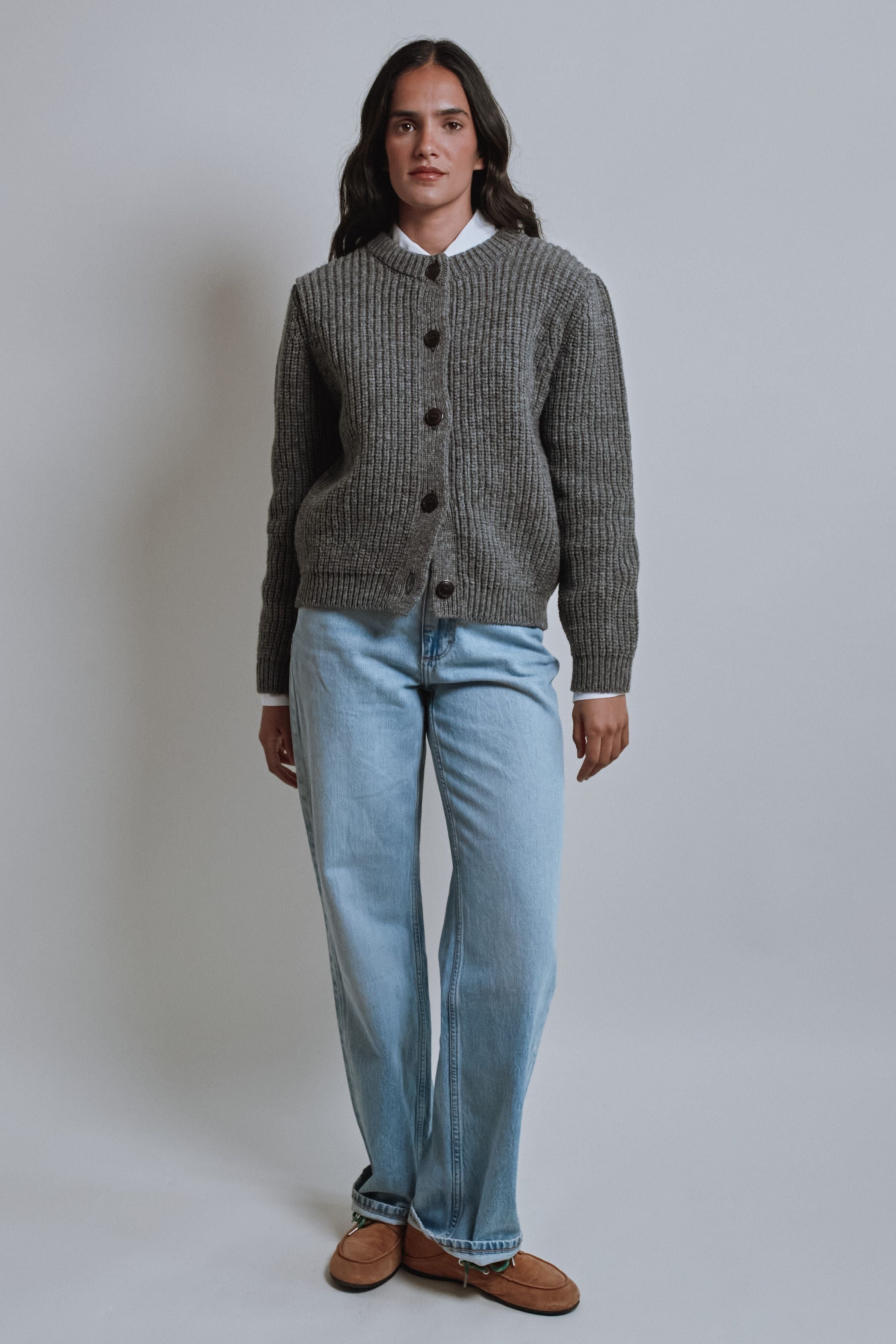 CHARLOTTE Round-Neck Cardigan in Merino Wool - Ash Grey