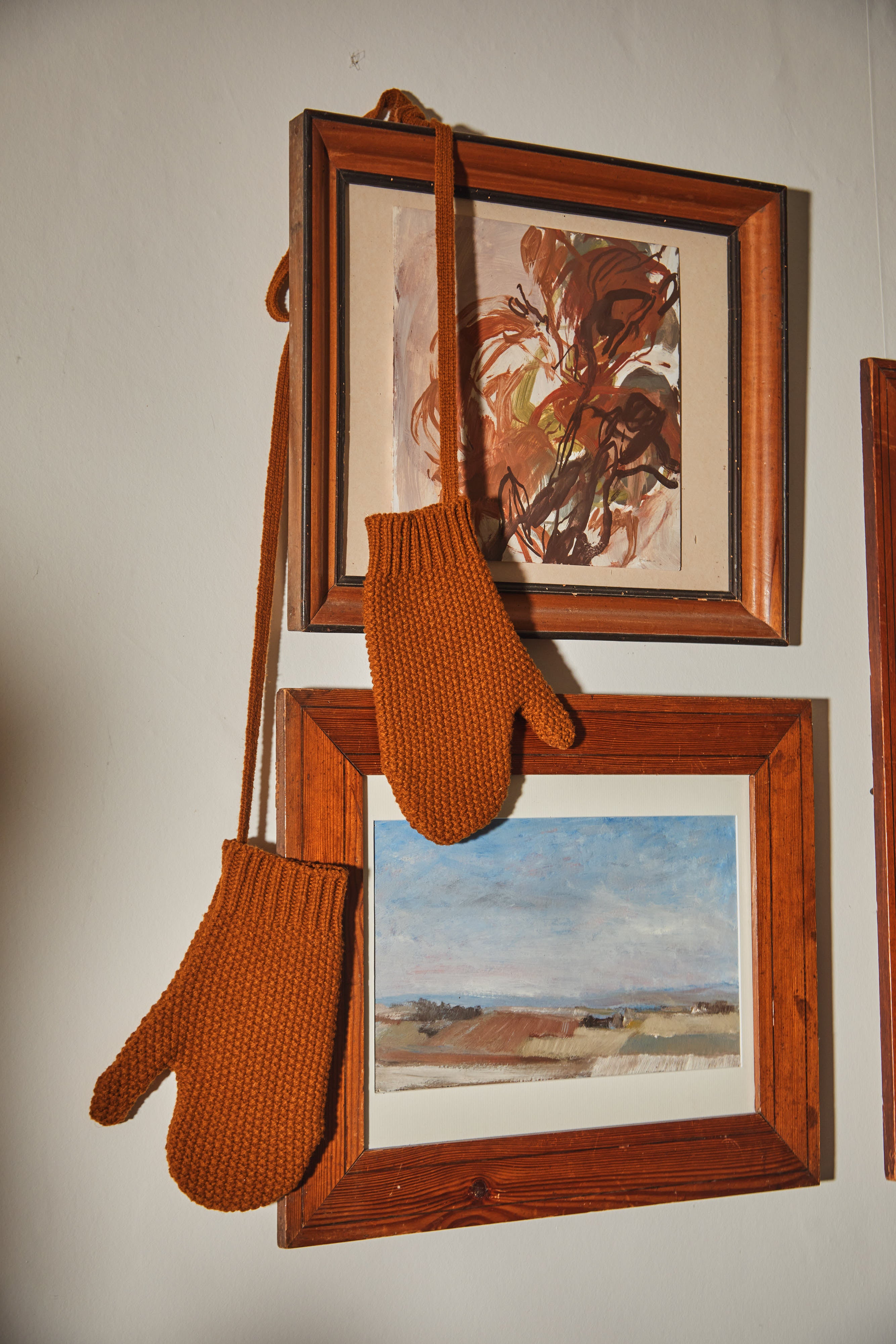 ELENA Wool Mittens - Amber (Delivered by Xmas)