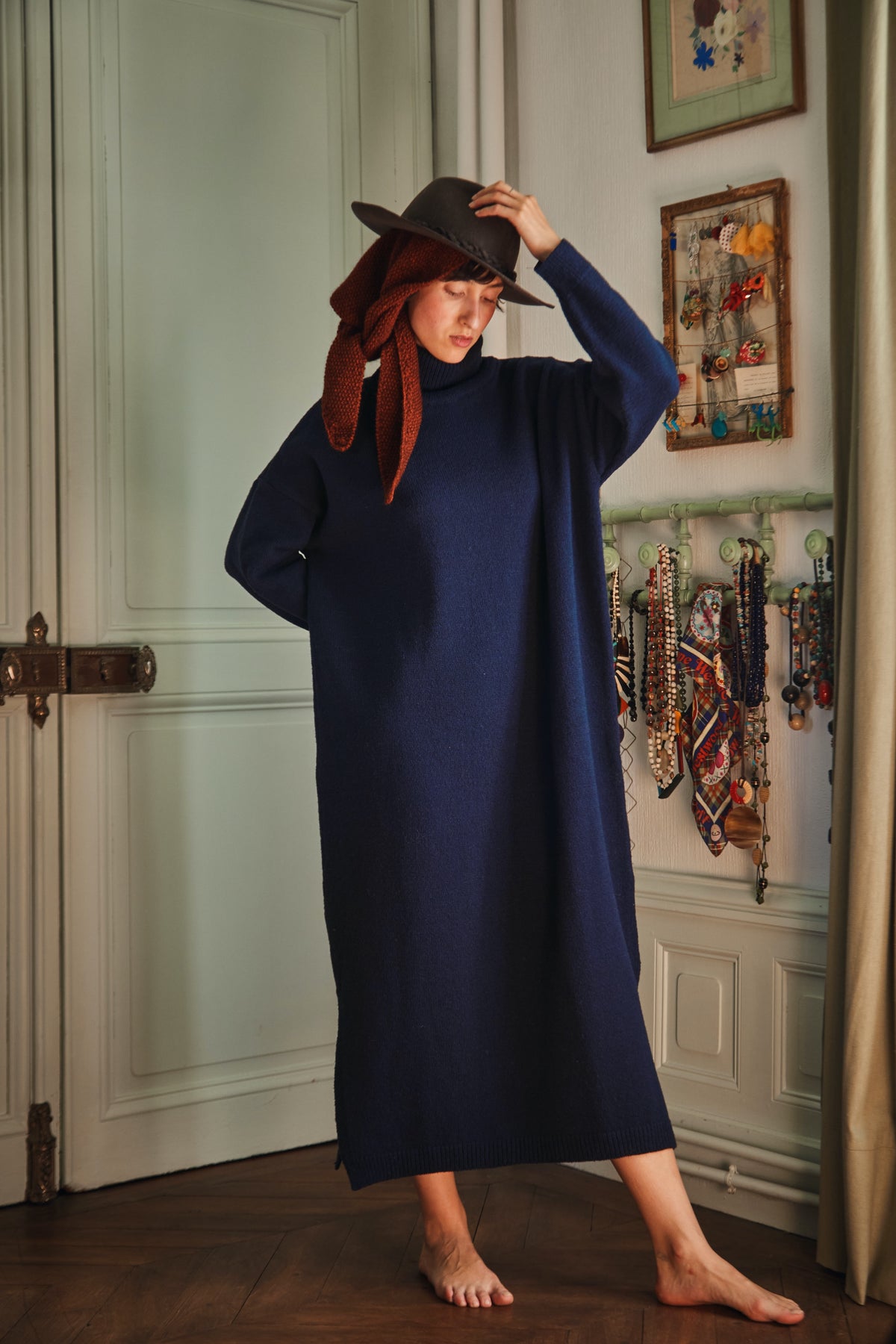 Robe FREYA - 100% Laine mérinos sans cruauté en bleu marine - Robe en laine mérinos espagnole - L'Envers