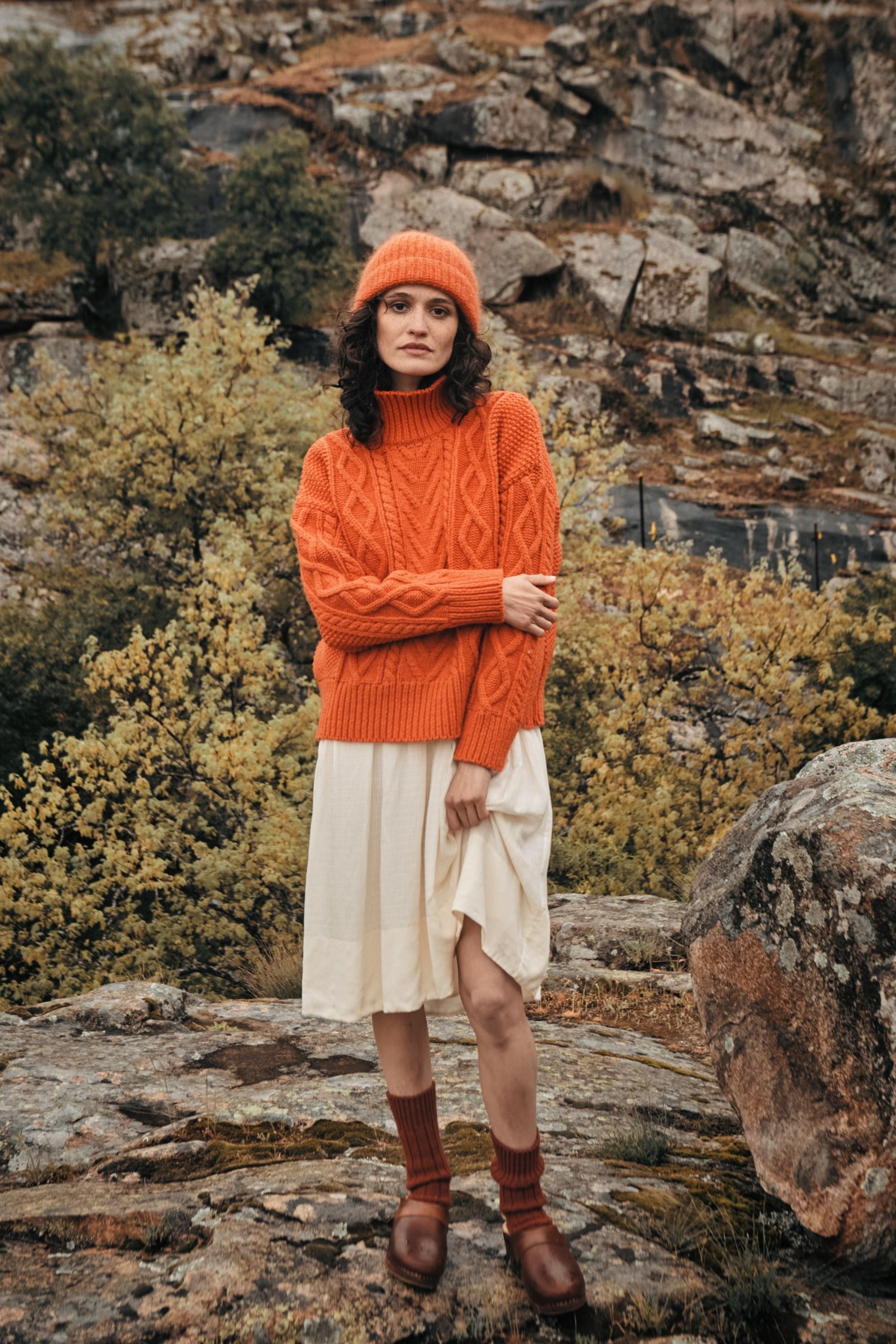 GWENAELLE Irish Cable Sweater in Merino Wool - Burnt Orange