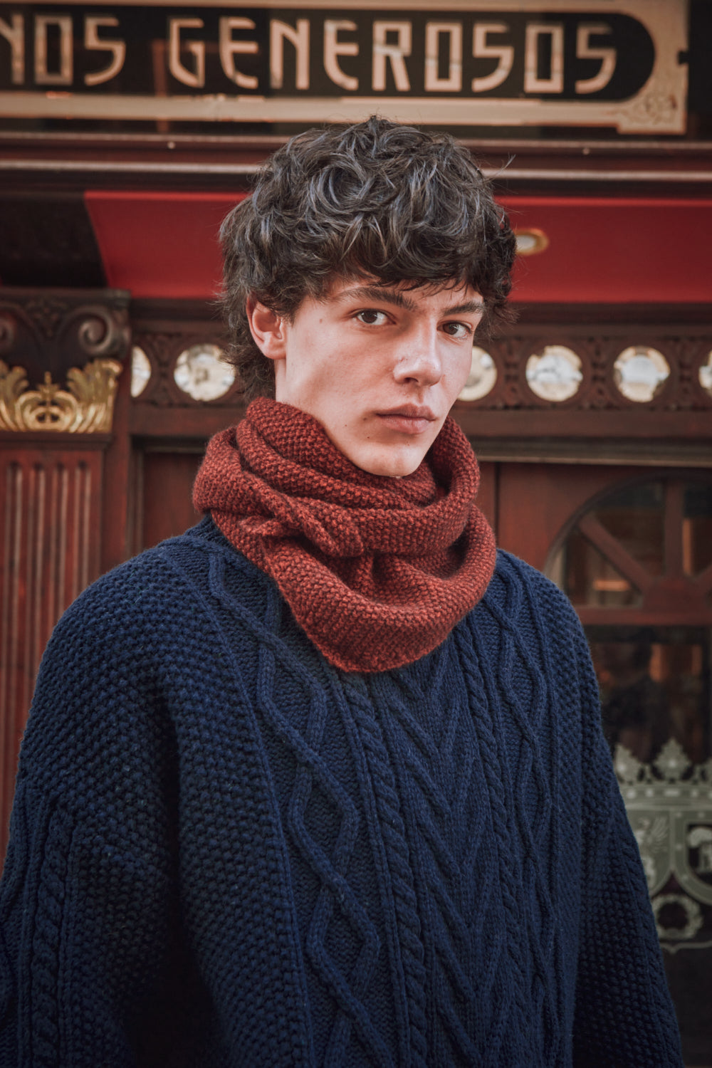 HORTENSE Bandana in Yak-Merino Wool - Rust Red