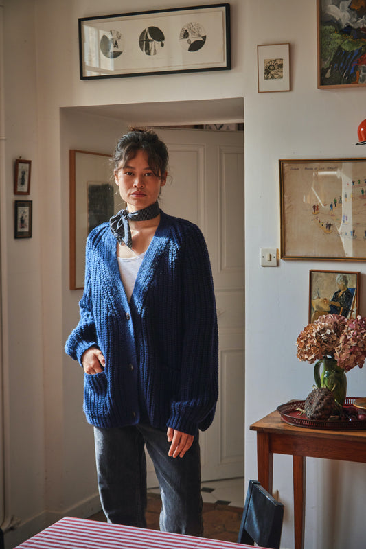 MIREILLE V Neck Sweater - 100% Cruelty Free Merino Wool in Navy Blue - Spanish Merino Wool Cardigan - L'Envers