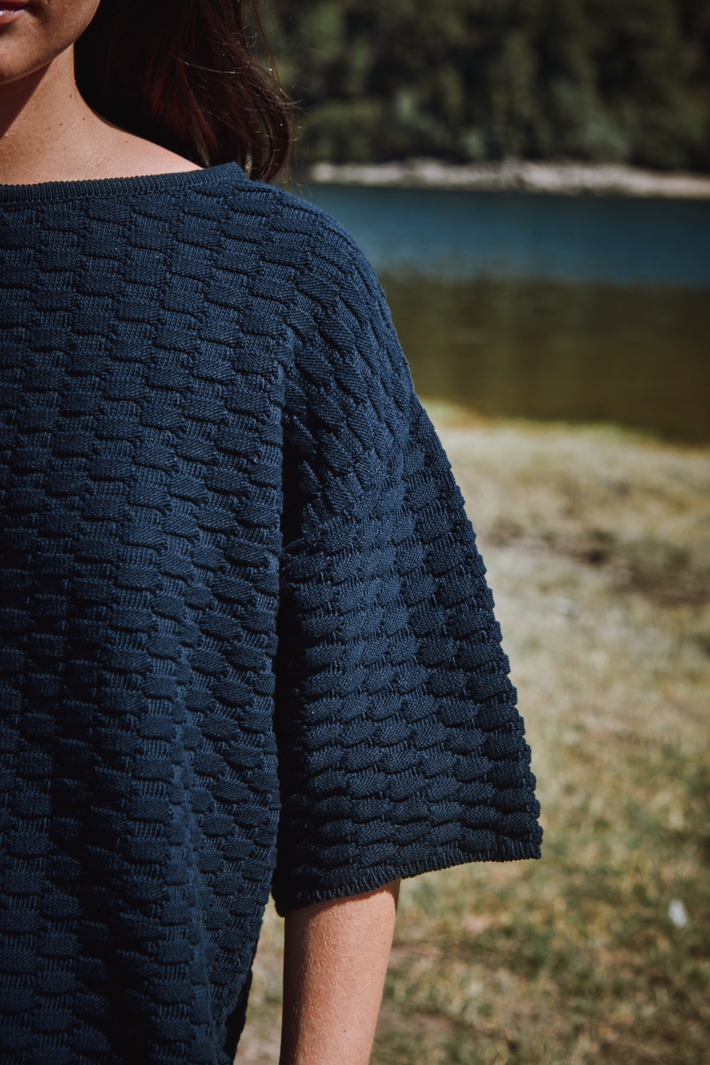 SIDONIE Basketweave-Knit Tee in Organic Cotton - Navy