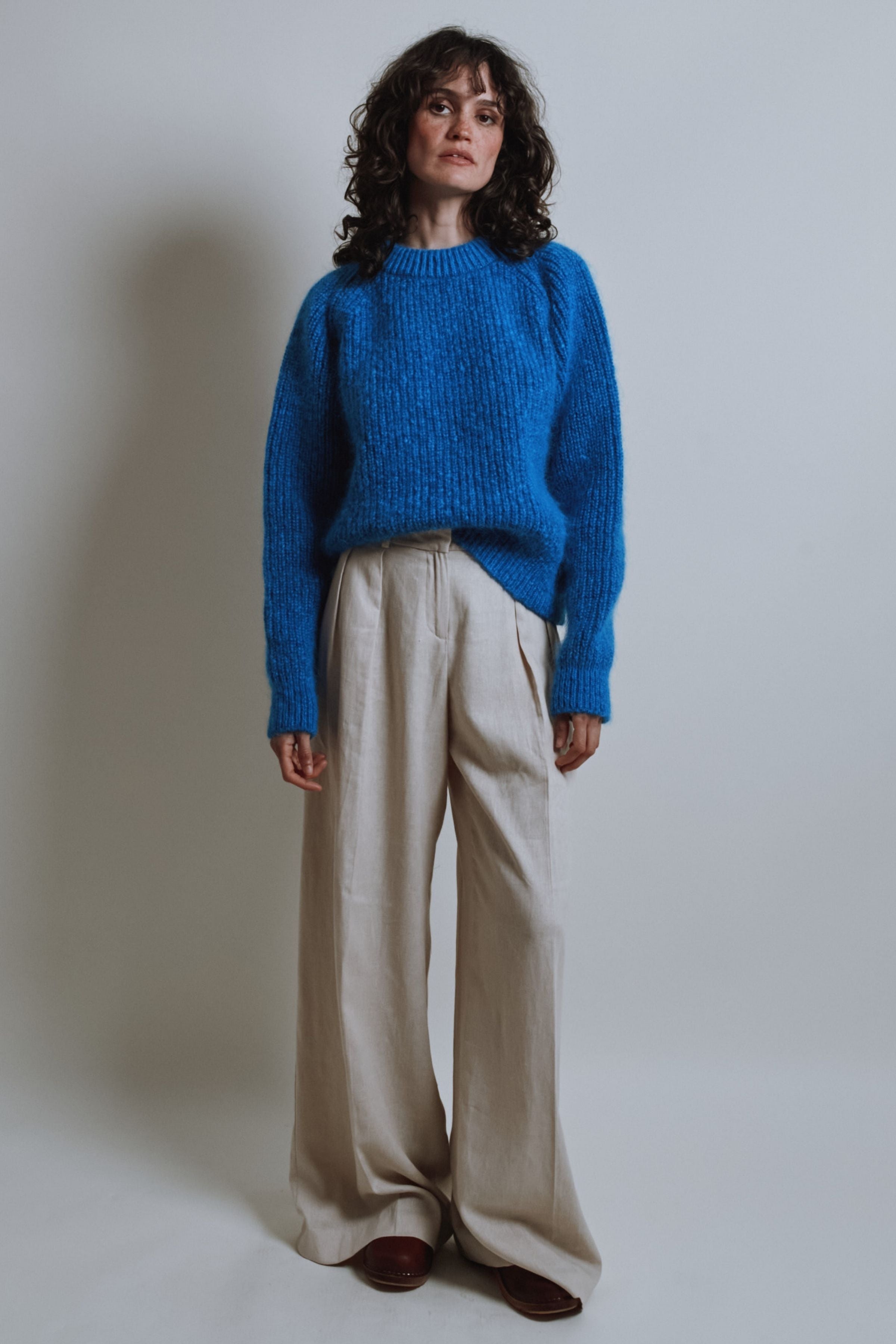 AGNÈS Raglan Sweater in Merino-Mohair Wool - Cobalt Blue
