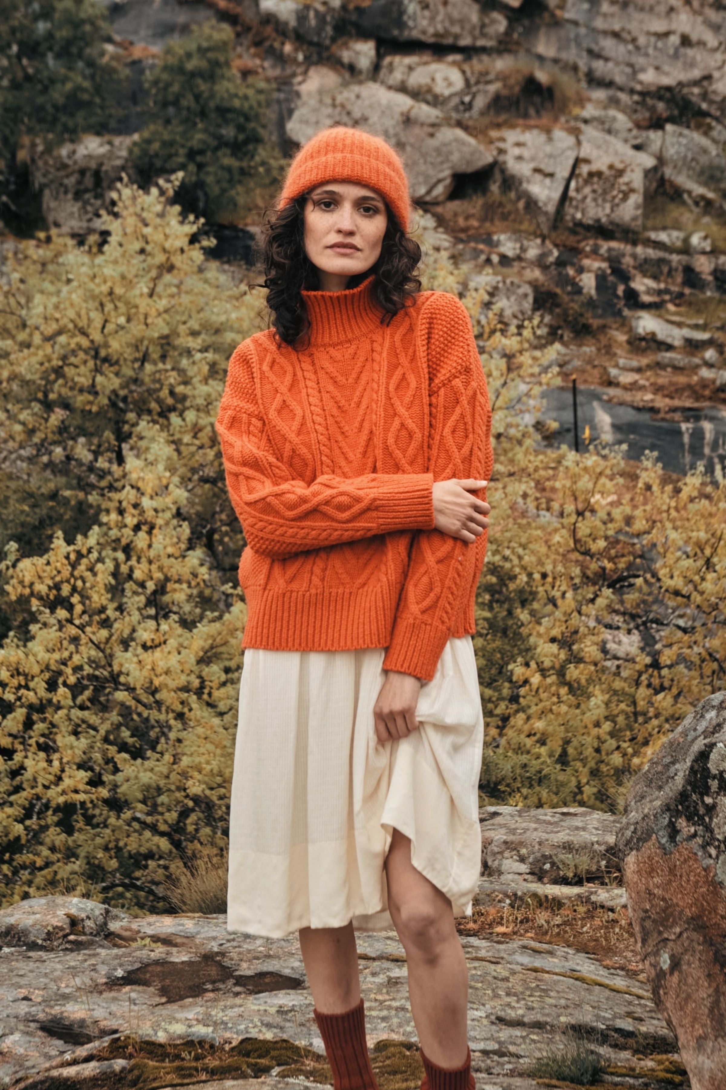 PAUL Beanie in Merino-Mohair Wool - Burnt Orange