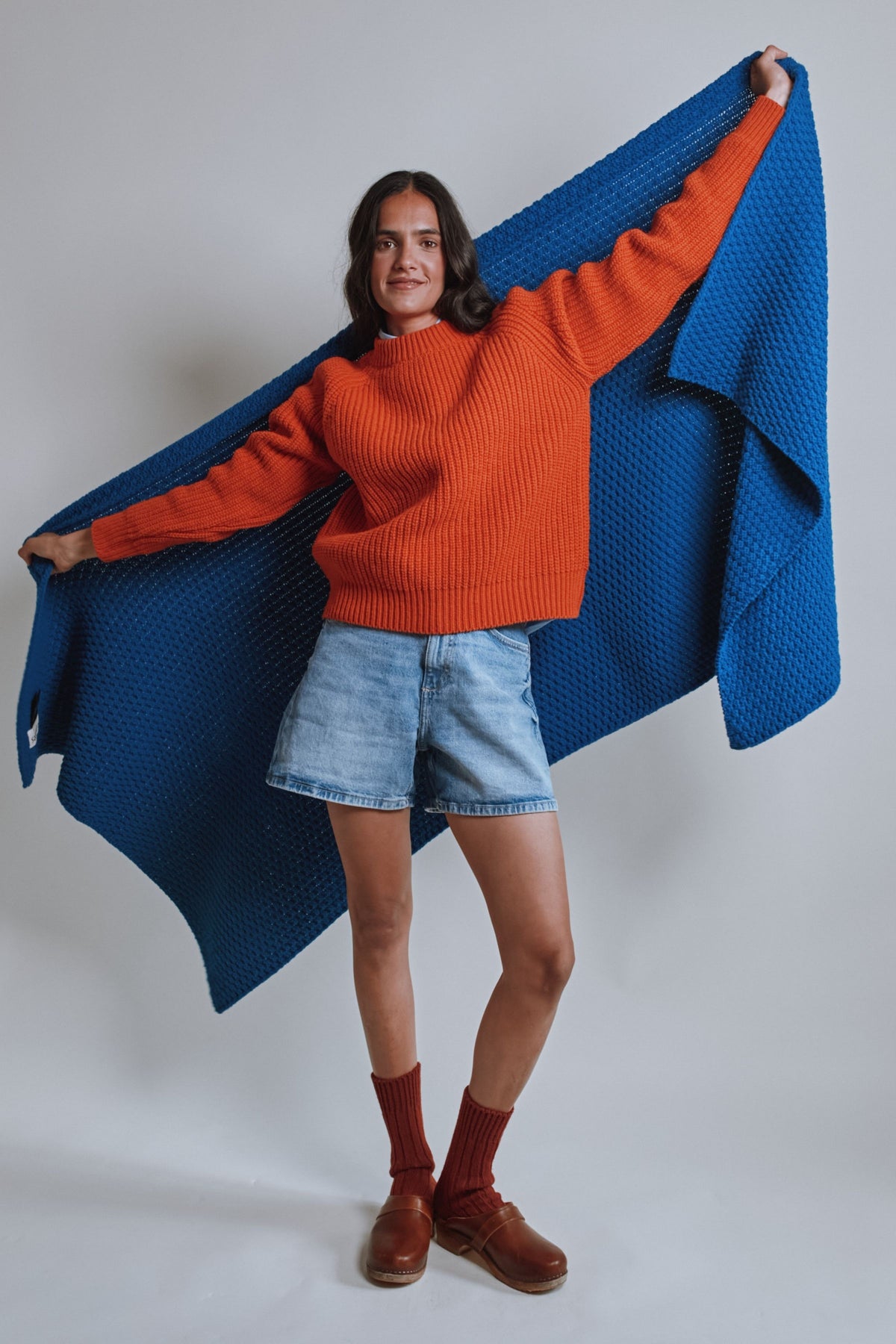 Couverture de canapé ISABELLE en laine mérinos - Bleu cobalt