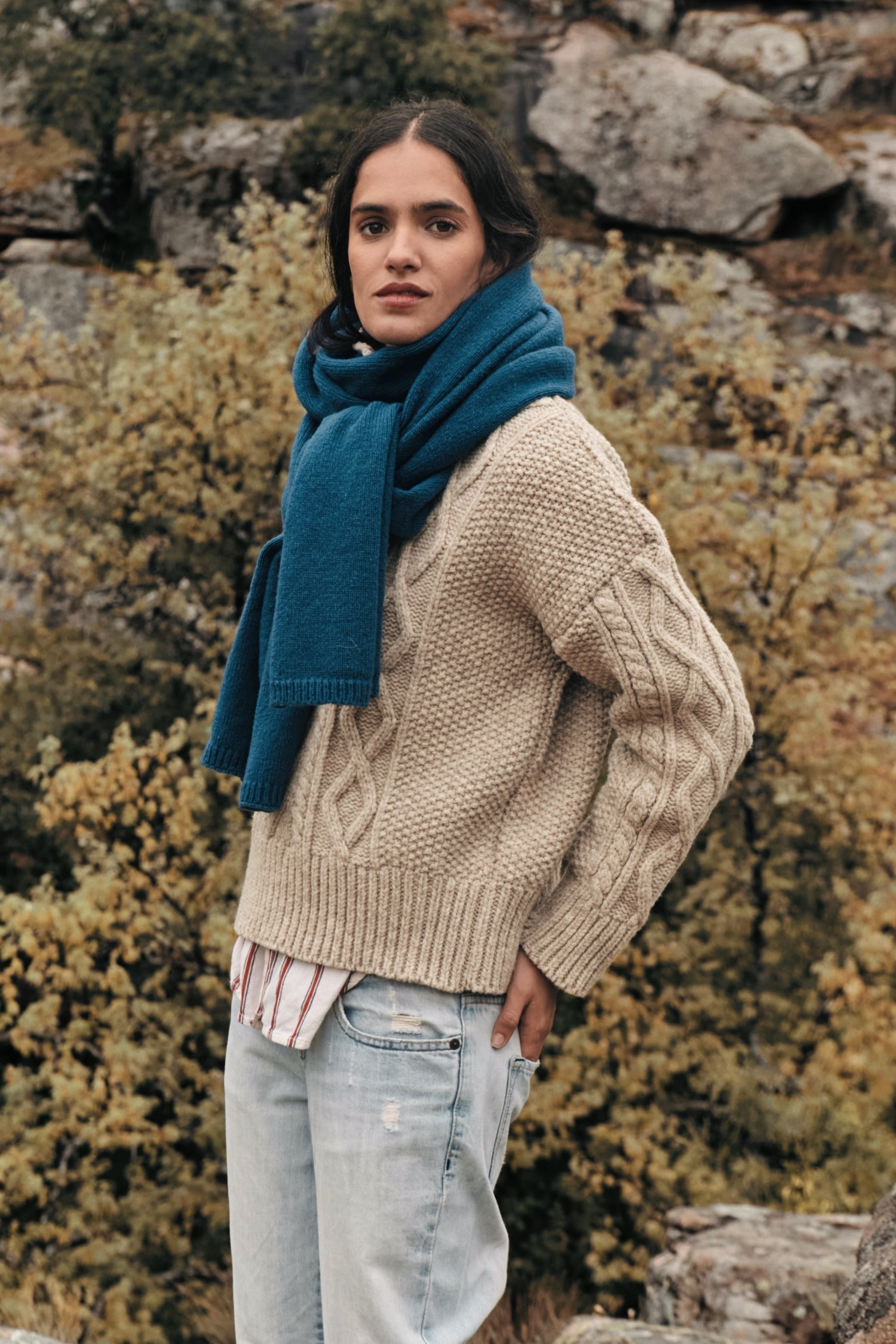 SOLANGE Long Scarf in Merino Wool - Cobalt Blue
