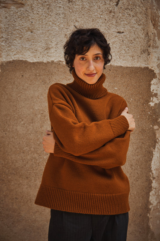 THERESE Sweater - 100% Cruelty Free Merino Wool in Amber Spanish Merino Wool sweater - L'Envers