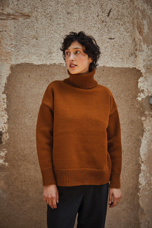 THERESE Sweater - 100% Cruelty Free Merino Wool in Amber Spanish Merino Wool sweater - L'Envers