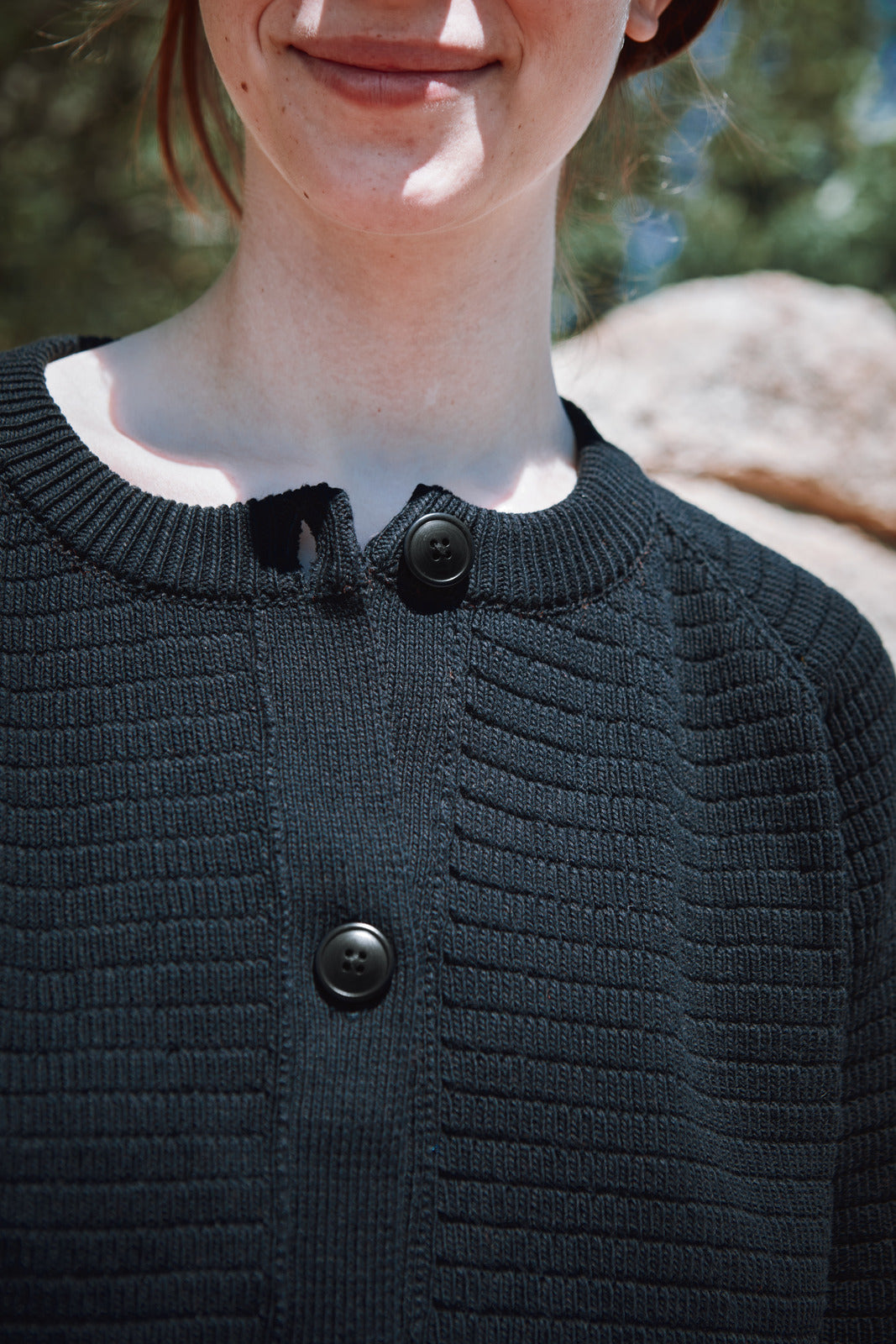 VALÉRIE Cropped Cardigan in Organic Cotton - Black