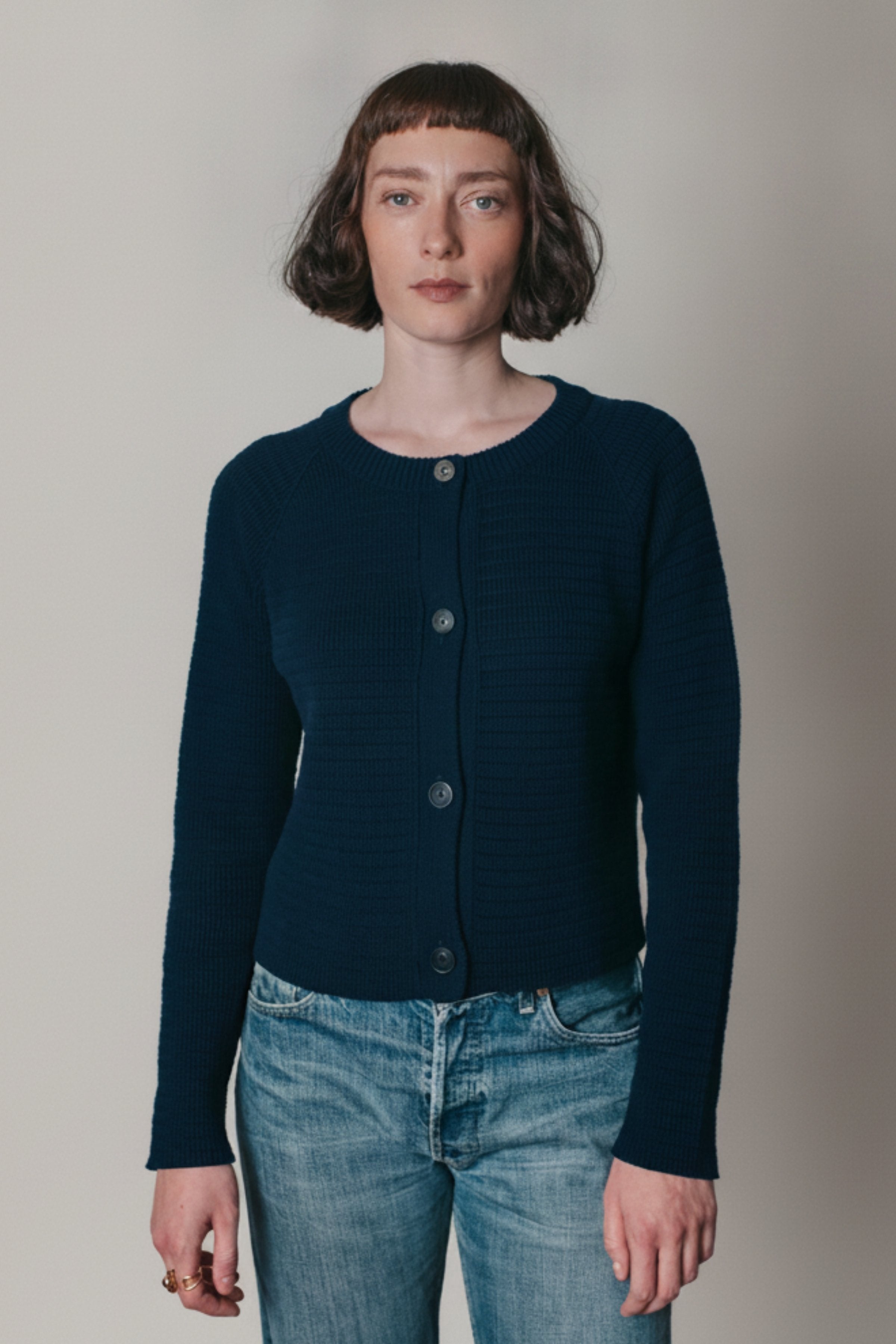 VALÉRIE Cropped Cardigan in Organic Cotton - Navy Blue