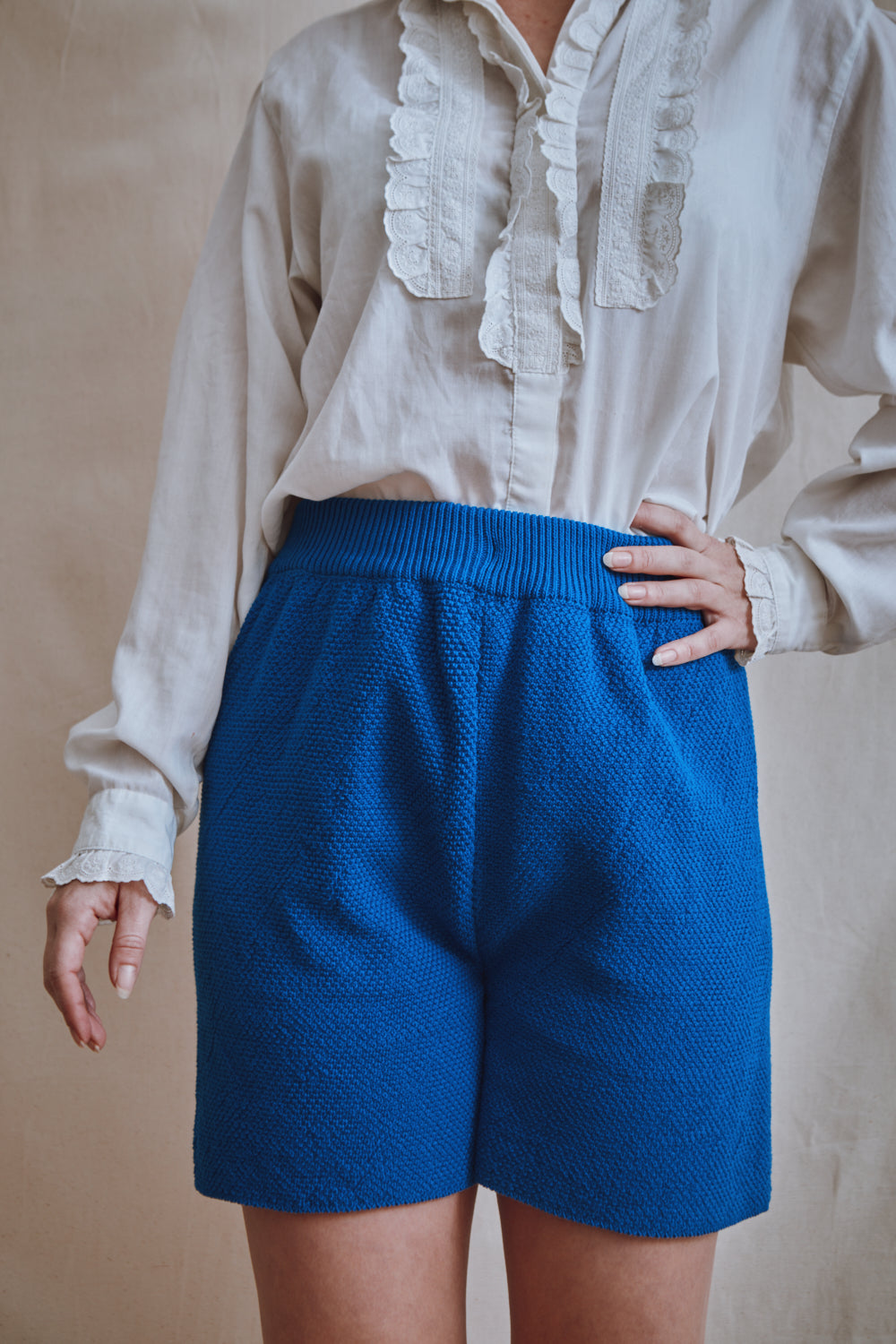 Article 334 - Short BILLIE en coton biologique - bleu cobalt