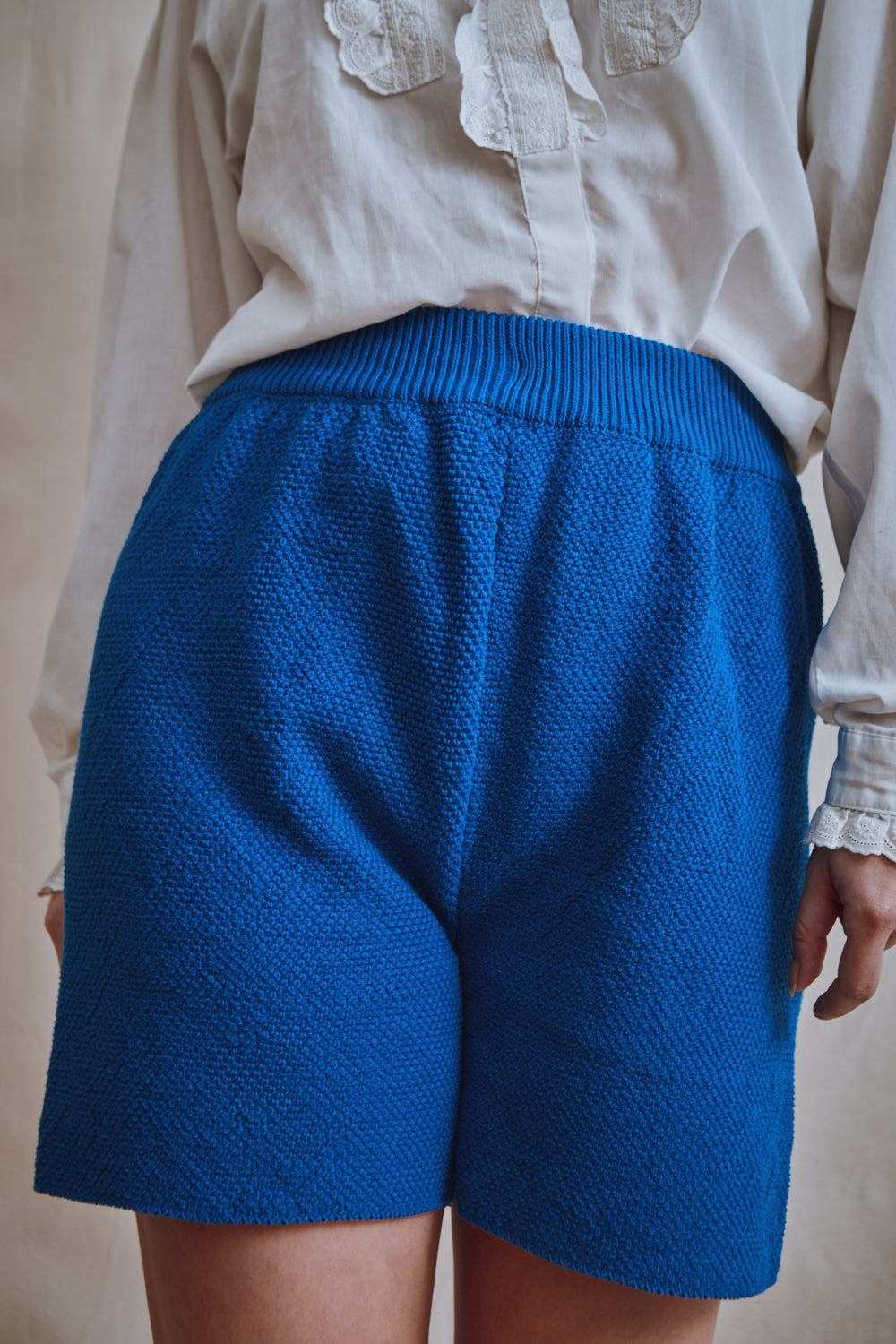 Article 334 - Short BILLIE en coton biologique - bleu cobalt