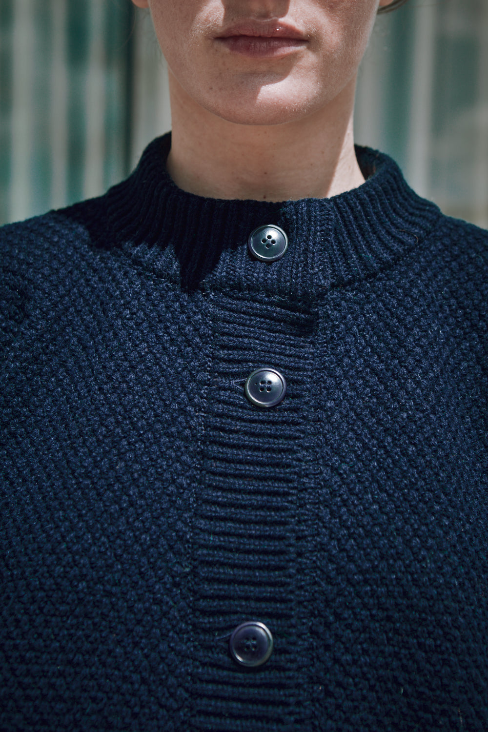 ANAIS Cardigan Manches bouffantes en laine mérinos - Bleu marine
