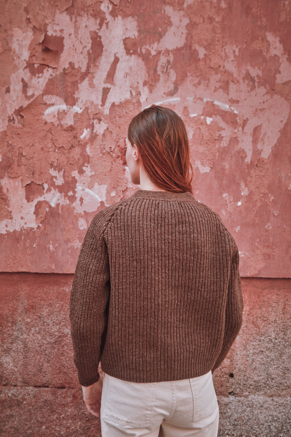 Cardigan ANNA à col V en laine mérinos - Chocolat