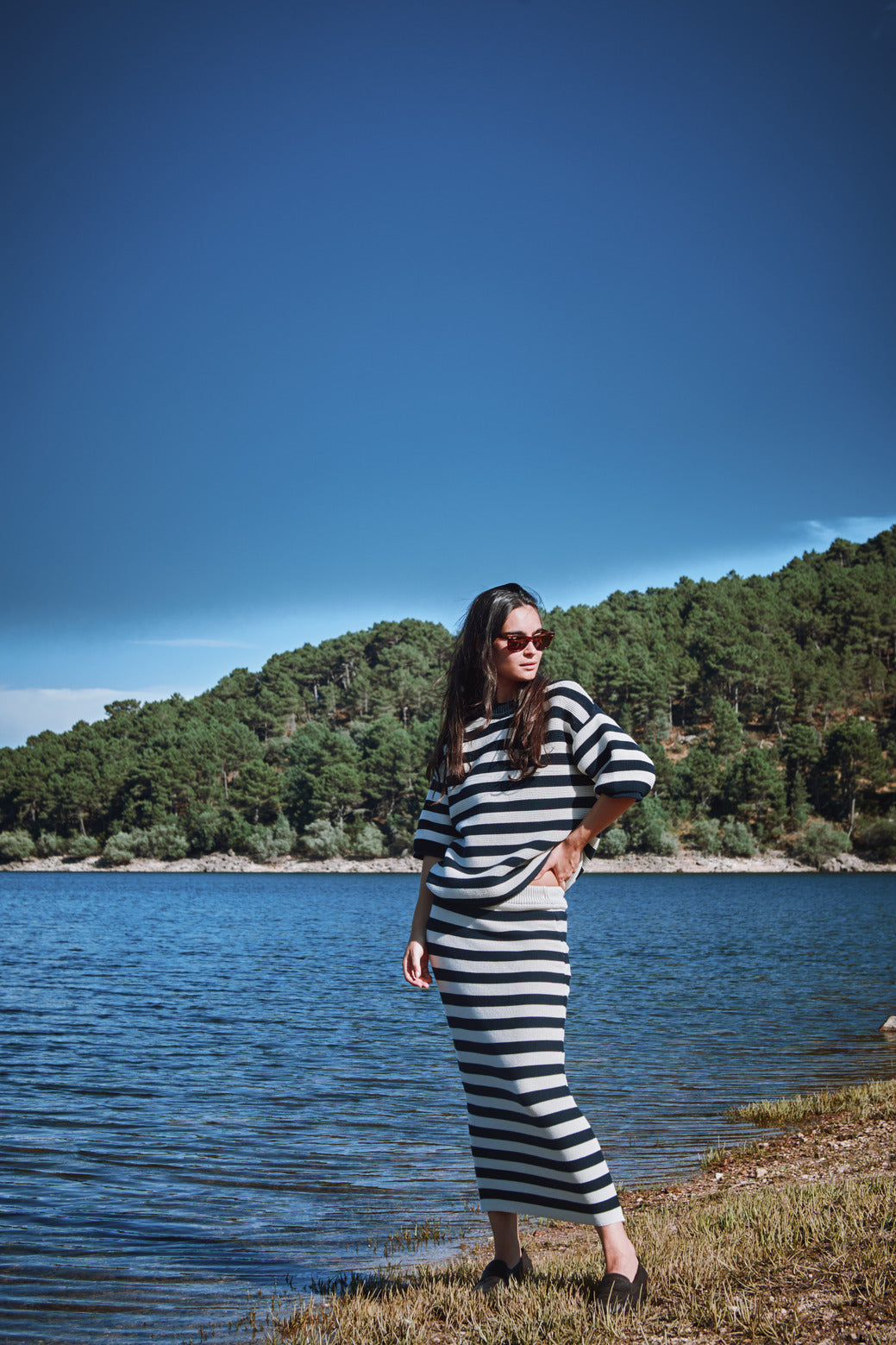 Jupe midi droite CECILE en coton biologique - écru Bleu marine et écru