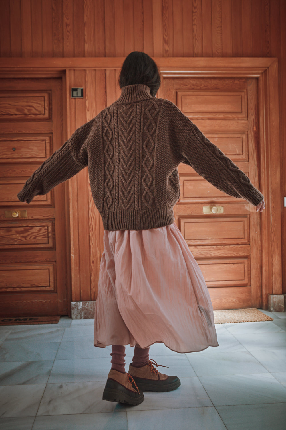 GWENAELLE Pull irlandais en laine mérinos - Chocolat