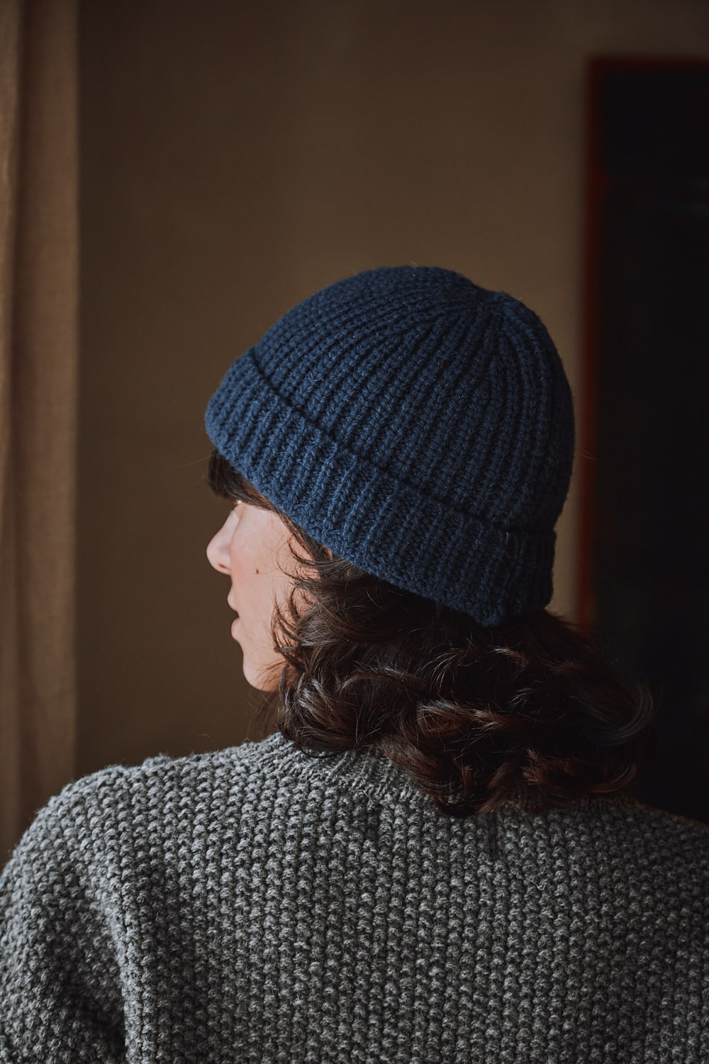 Bonnet PAUL en laine mérinos - Bleu marine - 100% maille sans cruauté et durable - L'envers