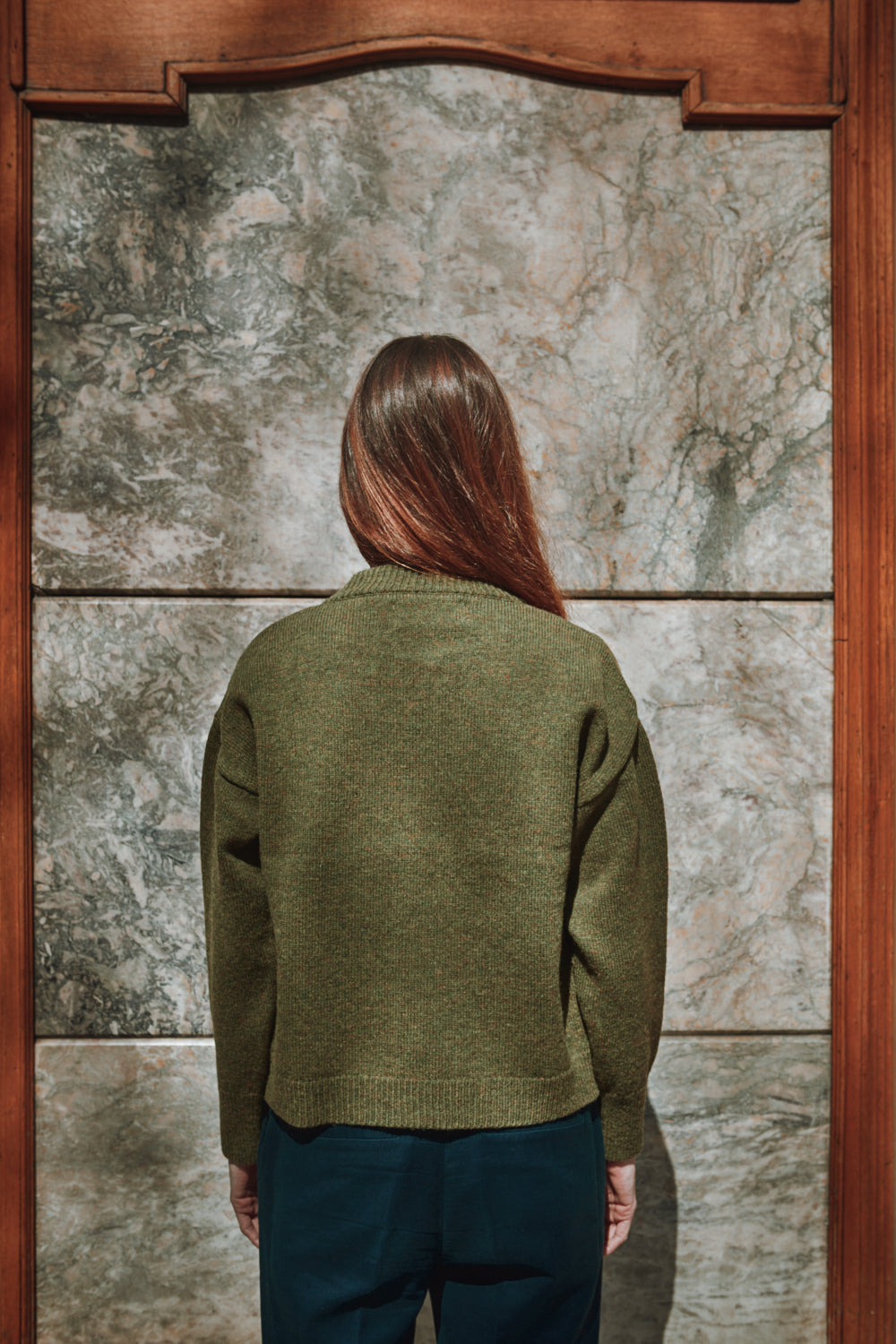 SANDRA Cardigan à col cheminée en laine mérinos - Vert olive