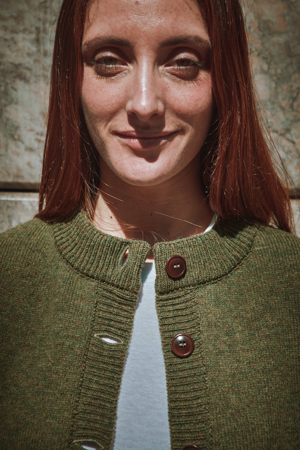 SANDRA Cardigan à col cheminée en laine mérinos - Vert olive