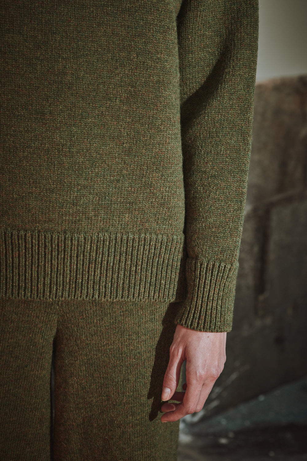 THERESE Pull à col roulé en laine mérinos - Vert olive