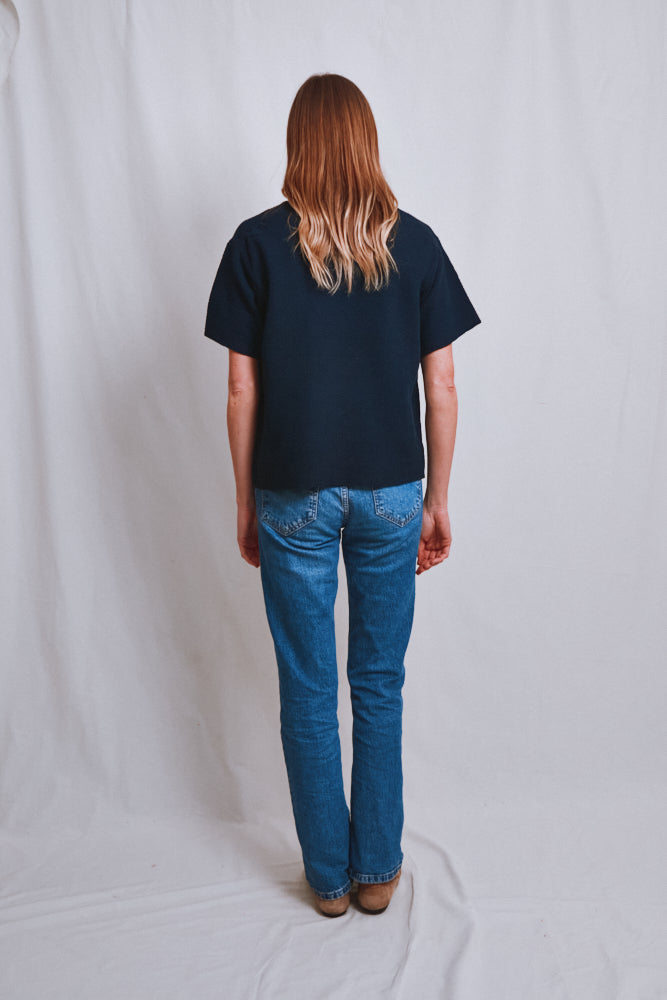 Item #519 - LÉA Short-Sleeve Tee in Organic Cotton - Navy