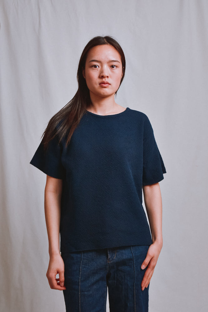 Item #517 - LÉA Short-Sleeve Tee in Organic Cotton - Navy