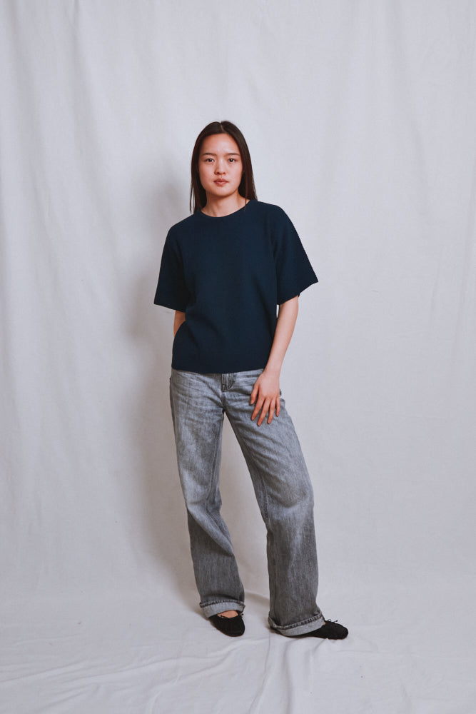 Item #518 - LÉA Short-Sleeve Tee in Organic Cotton - Navy