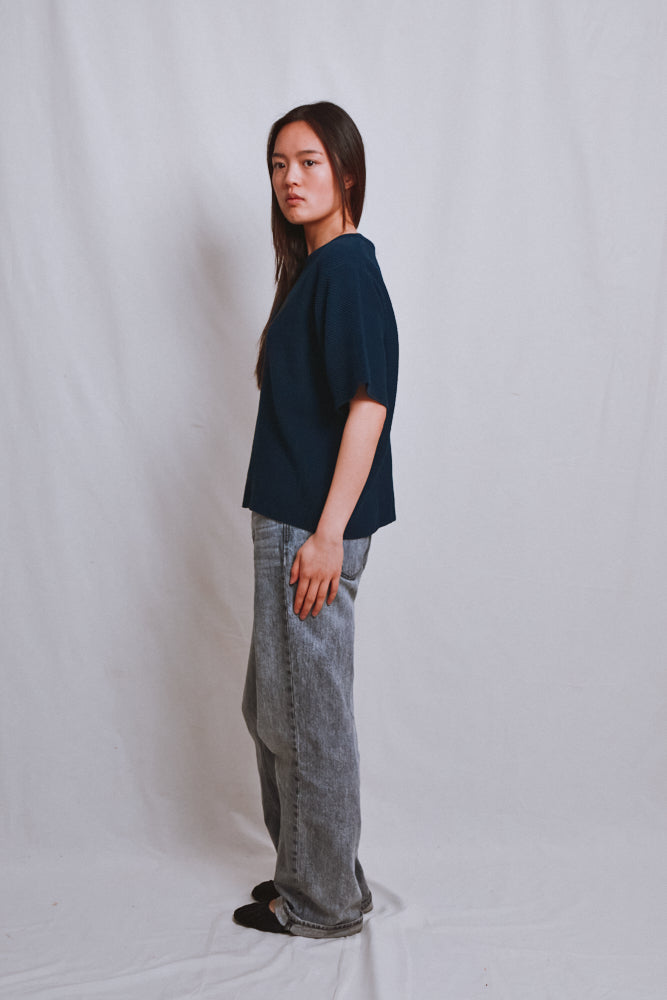Item #518 - LÉA Short-Sleeve Tee in Organic Cotton - Navy