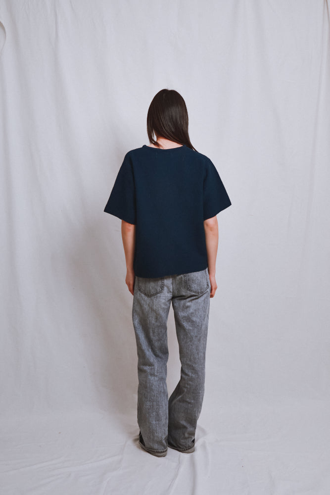 Item #518 - LÉA Short-Sleeve Tee in Organic Cotton - Navy
