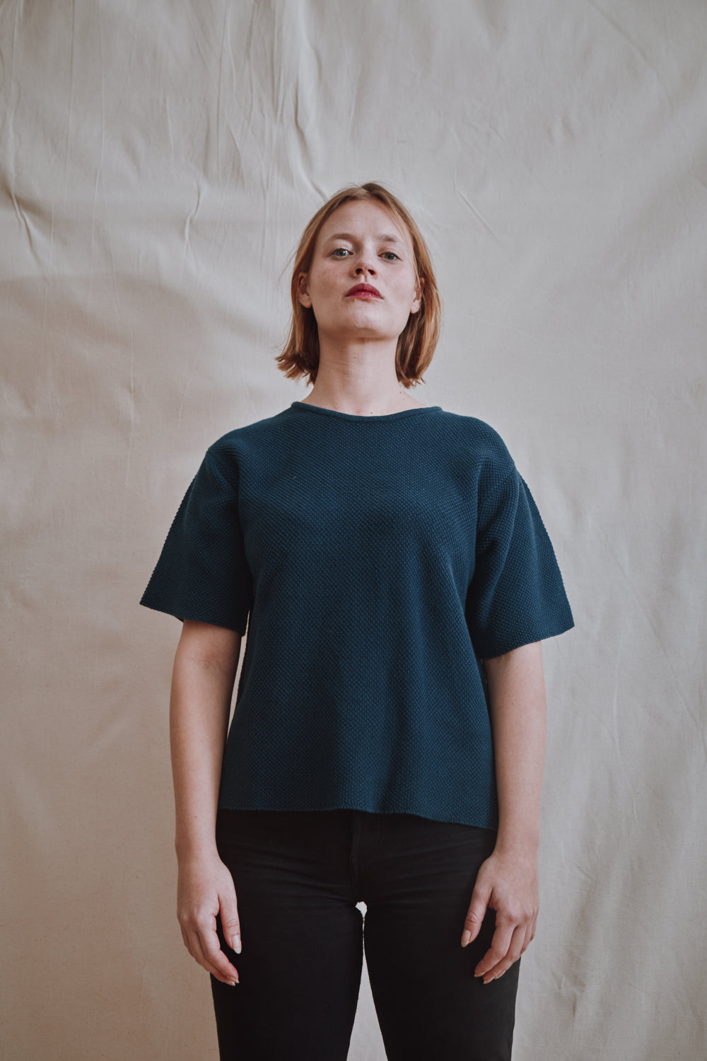 Item #323 - LÉA Short-Sleeve Tee in Organic Cotton - Midnight Blue