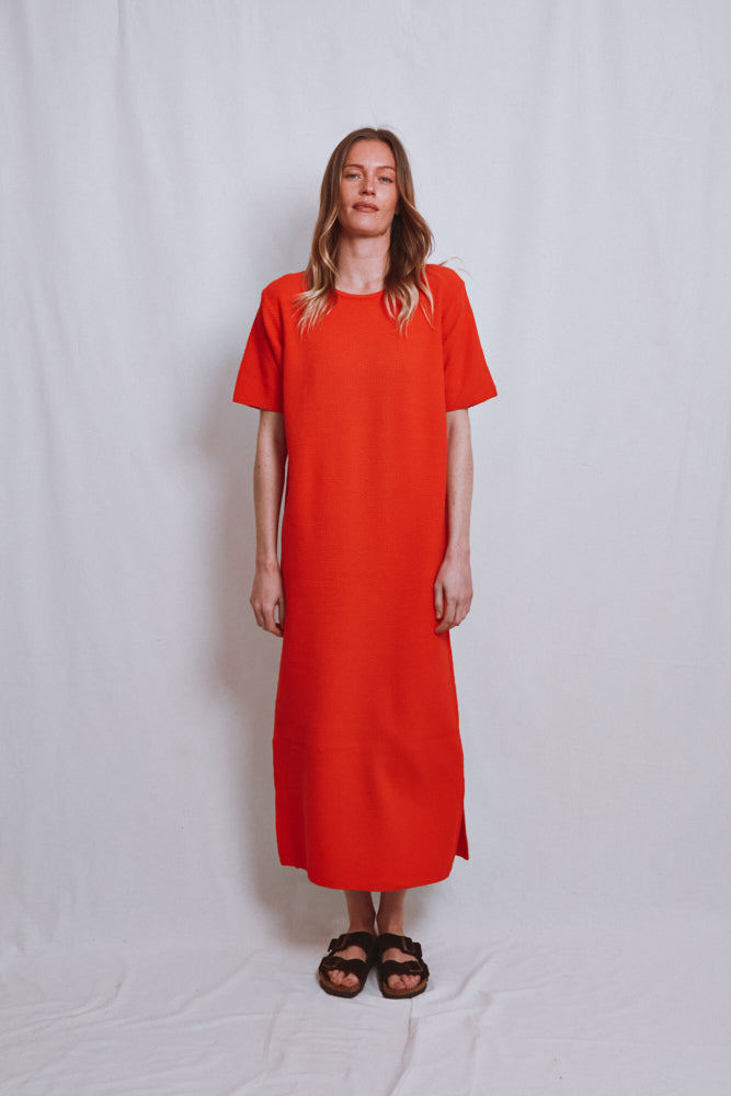 Référence n° 535 - Robe t-shirt CARLA en coton biologique - Rouge