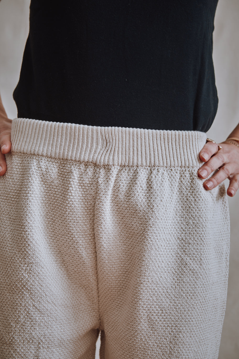 Item #337 - BILLIE Knitted Shorts in Organic Cotton - Off-White