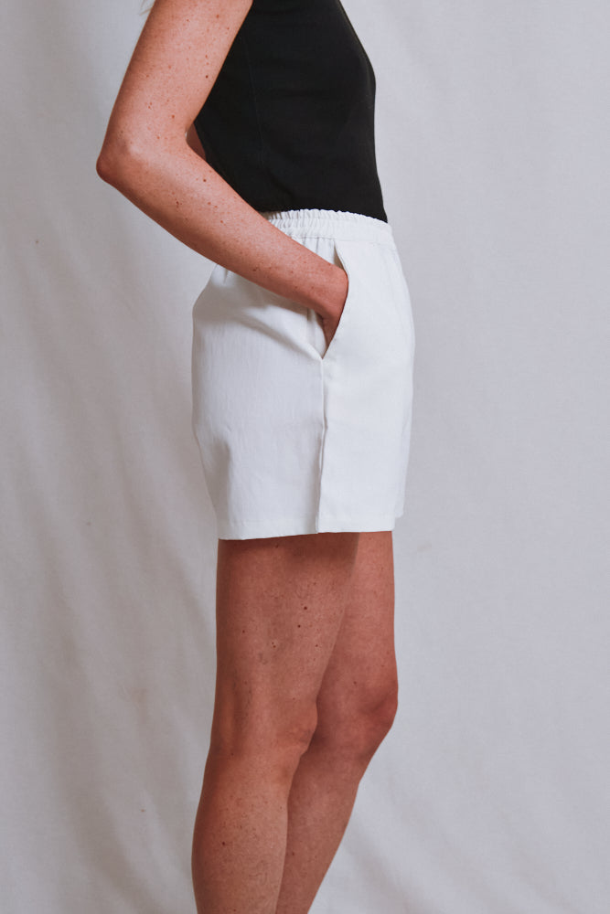 Item #637 - RAYMONDE Linen Shorts - Off-White