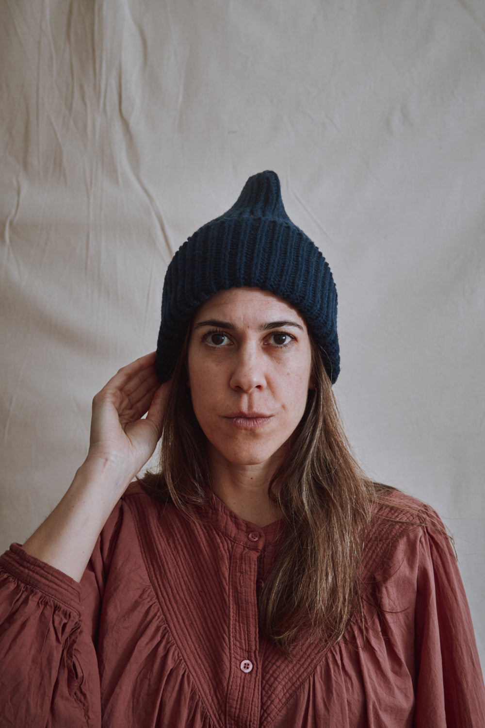 Item #428 - IDA Beanie in Merino Wool - Navy blue